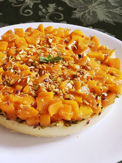 મેંગો આલમ્ન્ડ સંદેશ પાના કોટા (Mango Almond Sandesh Panna Cotta Recipe In Gujarati) રેસીપી મુખ્ય ફોટો
