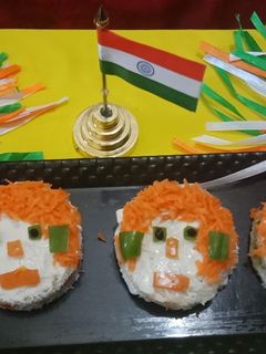 तिरंगा सैंडविच (Tiranga sandwich recipe in Hindi) रेसिपी मुख्य फोटो