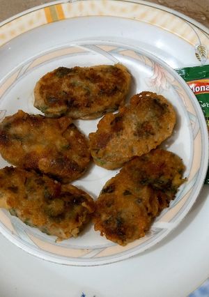A picture of Potato and dal chana k kabab 🍛.