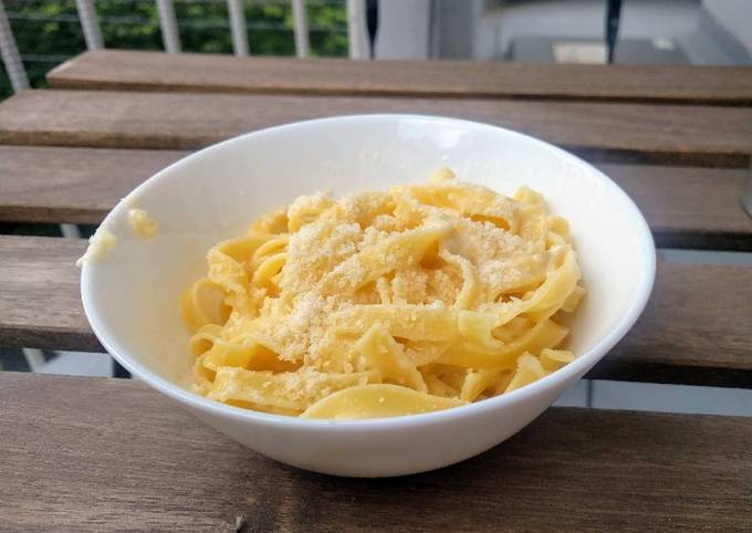 Step-by-Step Guide to Make Super Quick Homemade Italian Fettuccine Alfredo