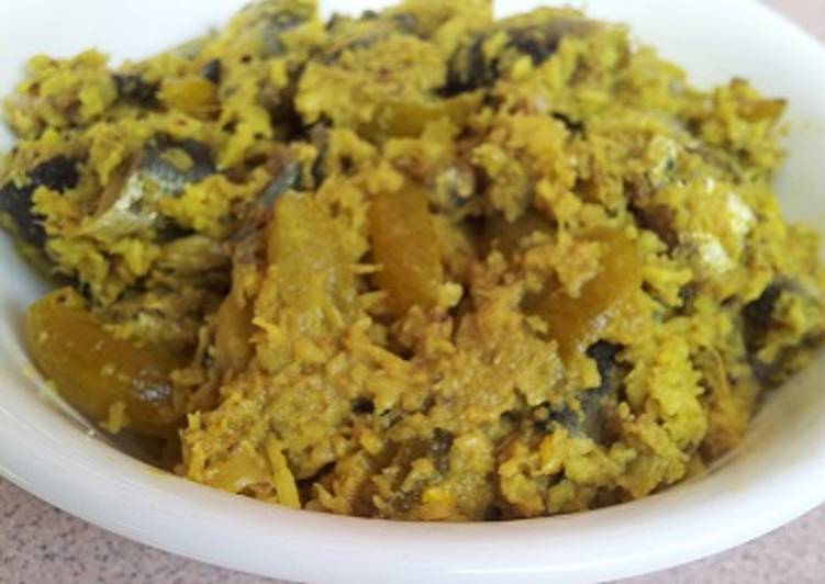 How to Make Appetizing Fish Thoran (Meen Pattichathu