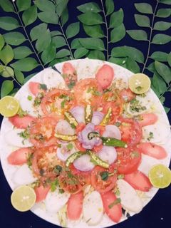 मिक्स सब्ज़ी हेल्दी सलाद (mix sabzi healthy salad recipe in Hindi) रेसिपी मुख्य फोटो