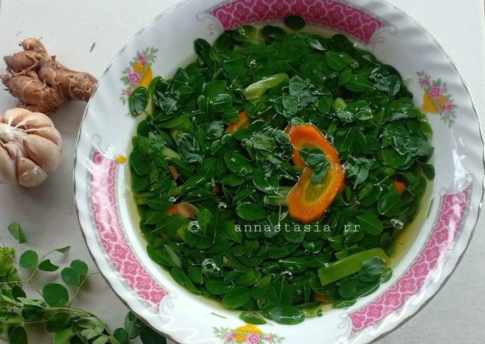 Resep Sayur Bening Daun Kelor Oleh Annastasia Rr Cookpad 1396