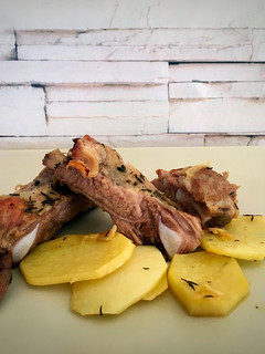Una foto de Costillas de cerdo con vino y miel