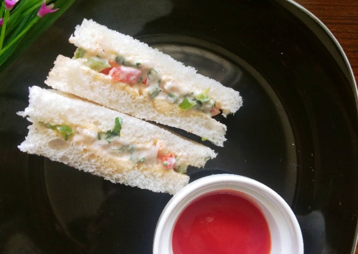 Mayonnaise sandwich