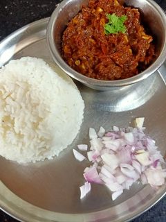 நெய் மீன் கருவாடு தொக்கு (Nei meen karuvadu thokku recipe in tamil) செய்முறை முக்கிய புகைப்படம்