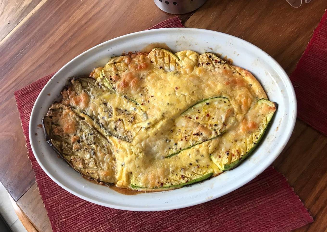 Berenjena y calabacita gratinada