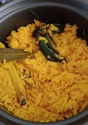 Foto resep Nasi Kuning rice cooker (pengobat rindu di Musim gugur) 😍