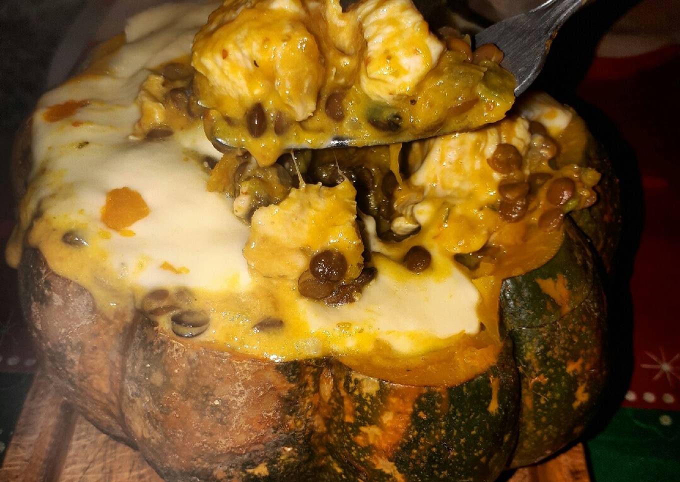 Zapallo relleno con pechugas de pollo a la crema (s/horno)