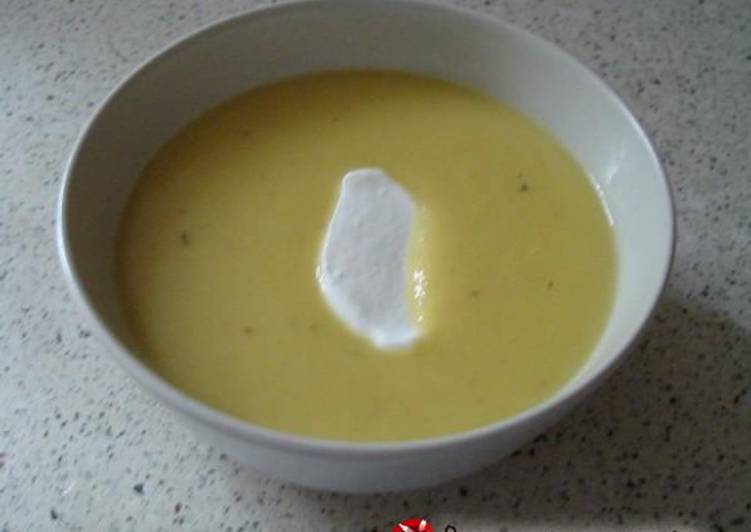 Simple Way to Prepare Quick Leek velouté soup