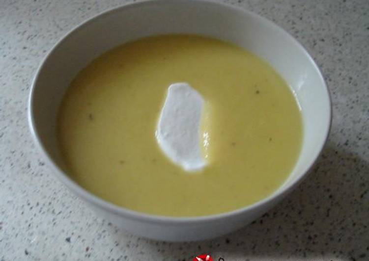 Leek velouté soup