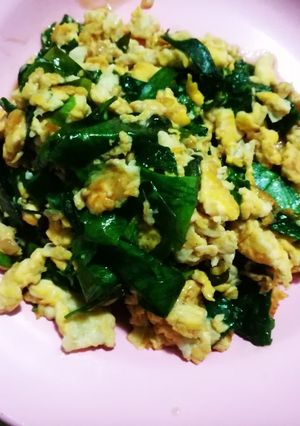รูปของ ผัดไข่ใส่ใบเหลียง