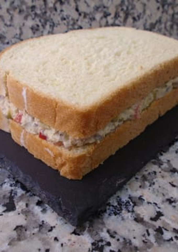 Una foto de Sándwich de atún