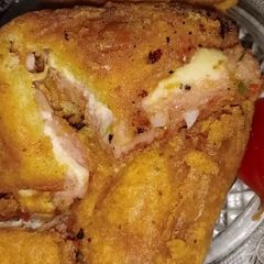 A picture of Potato bread cheese pakora.