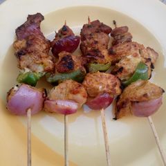 A picture of Chicken kebab.
