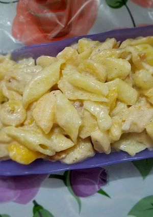 A picture of Pasta cream chaat.