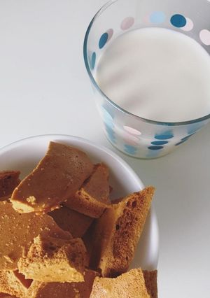 A picture of Dalgona candy.