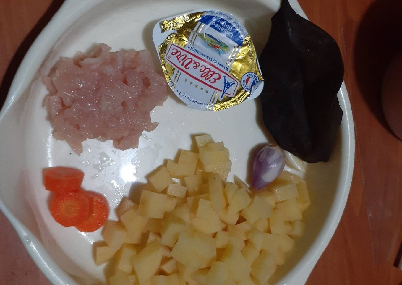 Mpasi 6 bulan day1 chicken massed potatto