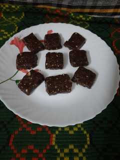 ராகி பர்பி (Raagi burfi recipe in tamil) செய்முறை முக்கிய புகைப்படம்