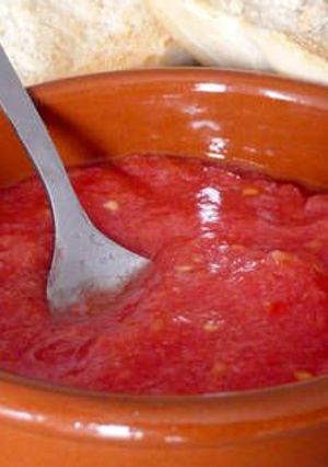 Una foto de Salsa picante para empanadas