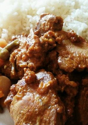 Una foto de Chuletas en Salsa