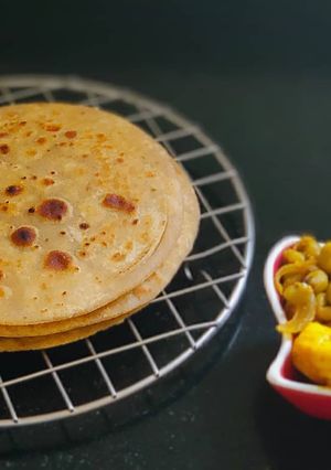 A picture of Sattu Paratha.