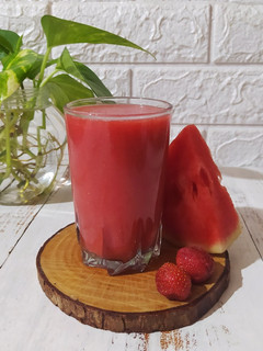Foto resep Jus Strawberry Semangka