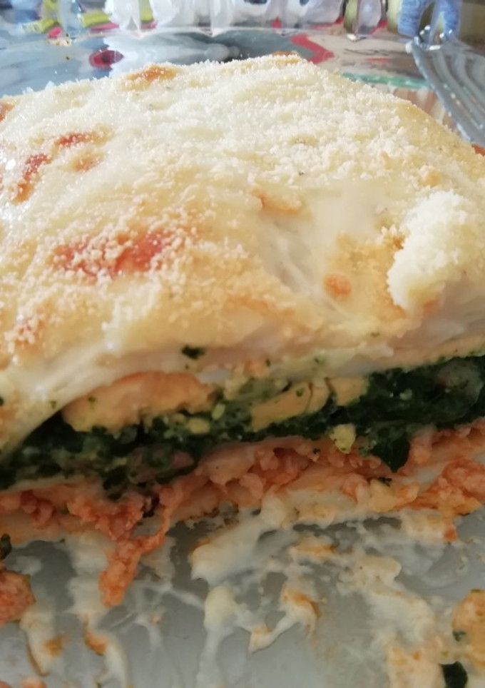 Una foto de Lasaña mixta con bechamel de queso azul