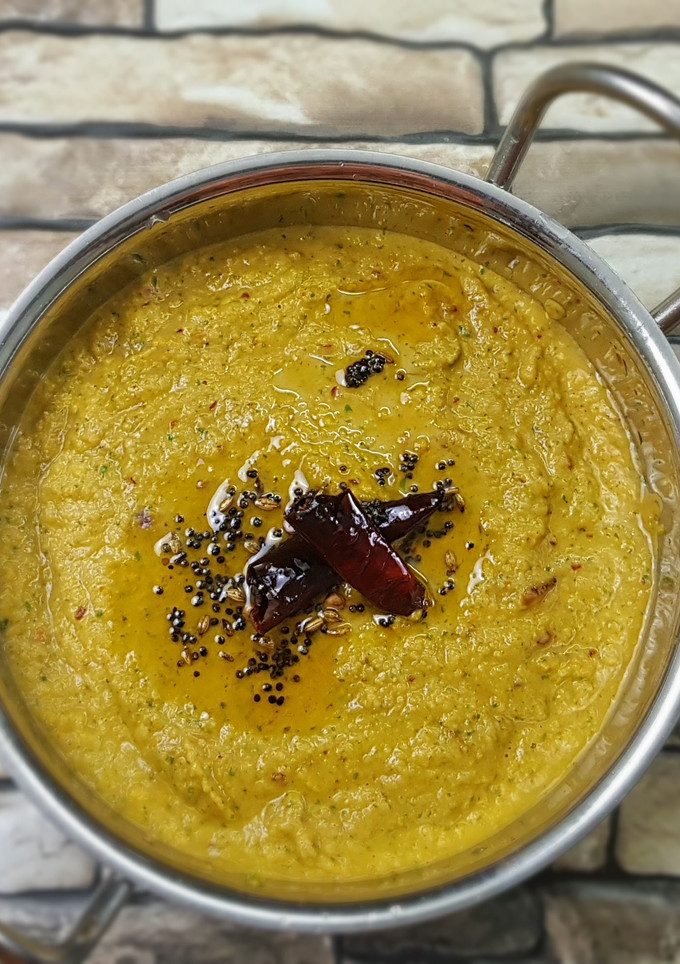 கொத்தமல்லி கார சட்னி #சட்னி&டிப்ஸ் செய்முறை முக்கிய புகைப்படம்