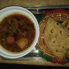 A picture of Sabzi gosht.(mutton).