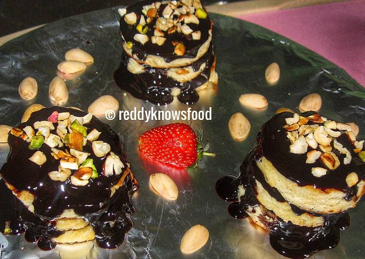 Recipe of Favorite Instant Eggless Chocolate Ganache Pancakes