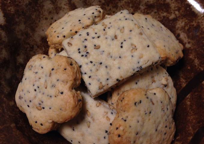 Crunchy Sesame Cookies