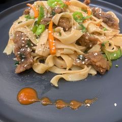 Crispy Beef Chilli Noodles🔥 A picture of Crispy Beef Chilli Noodles🔥.