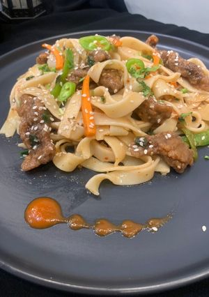 A picture of Crispy Beef Chilli Noodles🔥.