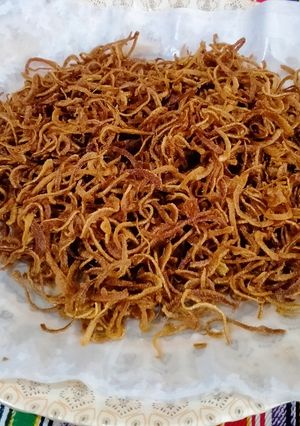 A picture of Fried Onions.