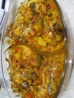 صورة لوصفة دجاج بالفرن 🧅🥕🥔🍆🍅🫑🍗