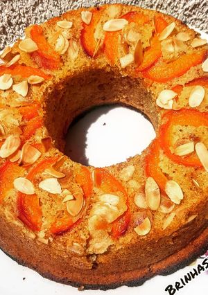 Une photo de Gâteau aux amandes et aux abricots🥭