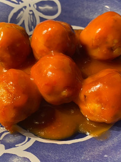 Una foto de Albóndigas de pescadilla en salsa agridulce