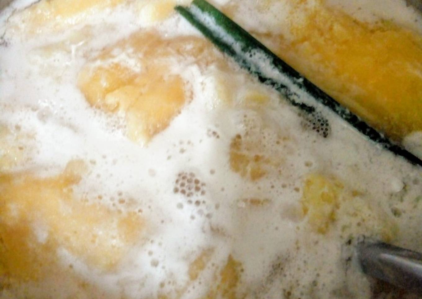 Kolak tape manis legit