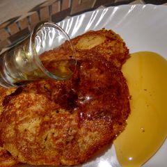 Date pancakes A picture of Date pancakes.