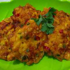 รูปของ Bakwan jagung gurih