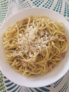 Una foto de Pasta carbonara, la tradicional