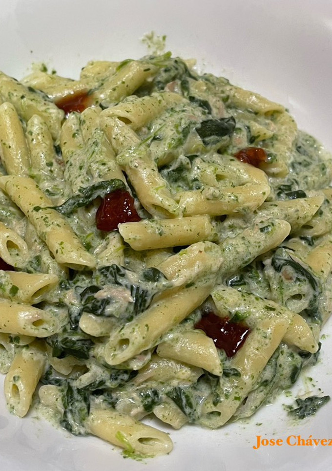 Una foto de Macarrones con espinacas y mascarpone