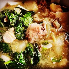 A picture of Instant Pot Chicken Tinola.