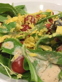 รูปของ สลัดผักคอนเฟร็ค + น้ำสลัดฟูจิ