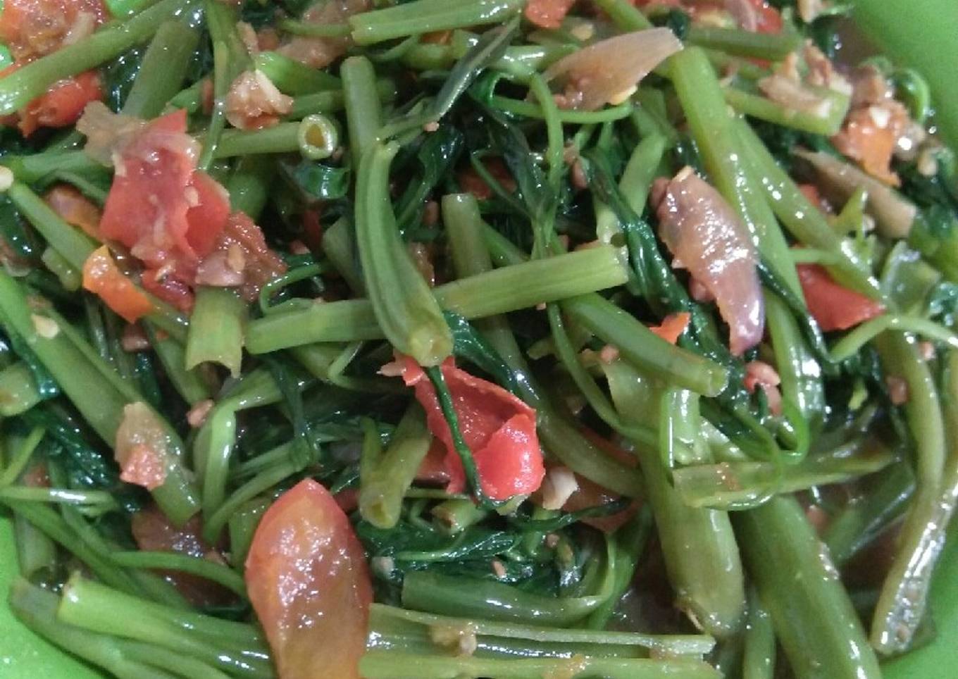 Tauko tsianjur saat menggoreng