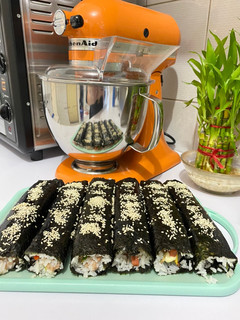 Foto resep Tuna & Spam Kimbap 🍣🍙