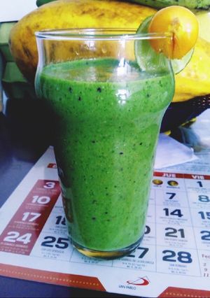 Una foto de Batido para desayunar "Green Magik" ✨💚🌿🍐