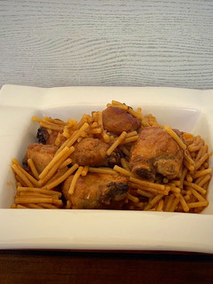 Una foto de Fideos con costillas de cerdo
