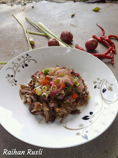Foto resep Daging Suwir Sambal Matah Gampil